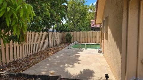 2499 NW 92nd Avenue, Coral Springs FL - photo 21 of 23