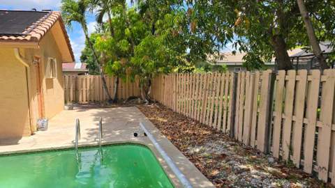 2499 NW 92nd Avenue, Coral Springs FL - photo 23 of 23
