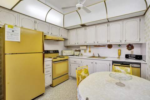 2049 Lyndhurst K #2049, Deerfield Beach FL - photo 13 of 50