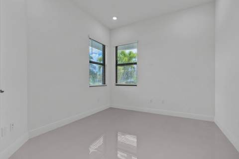 5501 Santa Rosa Lane, Westlake FL - photo 12 of 31