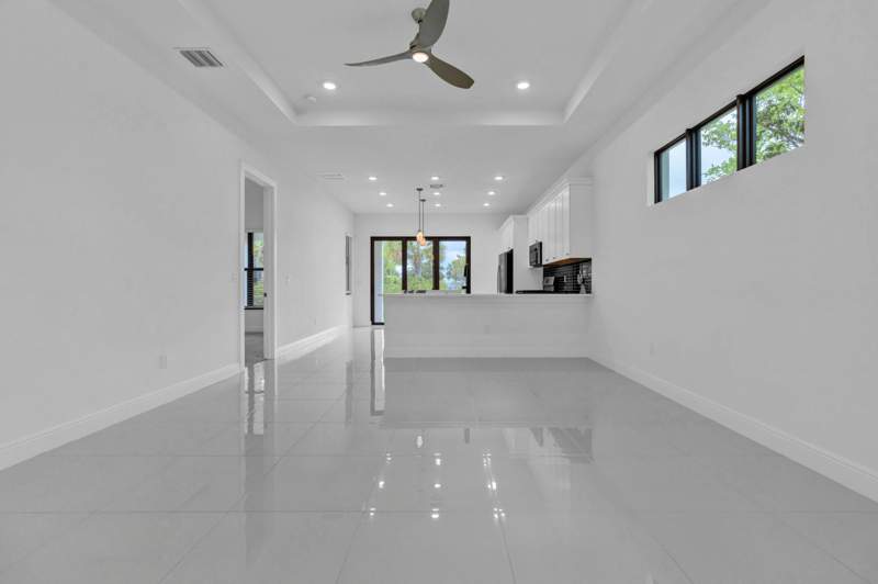 3 bedroom Single Family Residence at 5501 Santa Rosa Lane, Cresswind Palm Beach, Westlake — photo 5