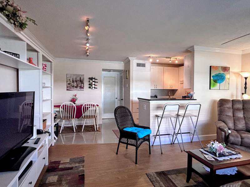 1 bedroom Condominium at 638 Snug Harbor Drive #E6, Snug Harbor Gardens Condo, Boynton Beach — photo 4