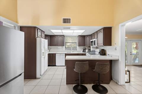 5900 Flatrock Road, West Palm Beach FL - photo 7 of 36
