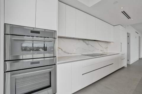 407 N Riverside Drive #605, Pompano Beach FL - photo 16 of 93
