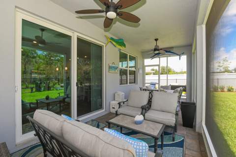 5970 SE Skyblue Circle, Stuart FL - photo 10 of 57
