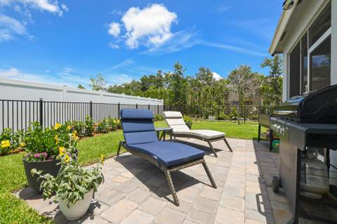5970 SE Skyblue Circle, Stuart FL - photo 12 of 57