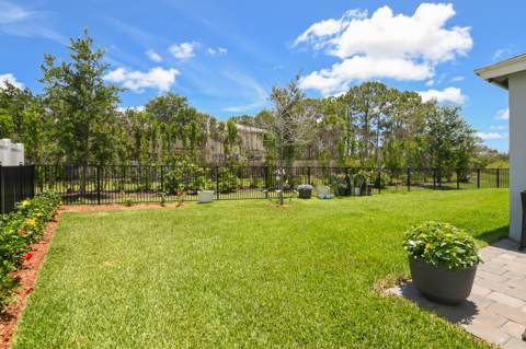5970 SE Skyblue Circle, Stuart FL - photo 18 of 57