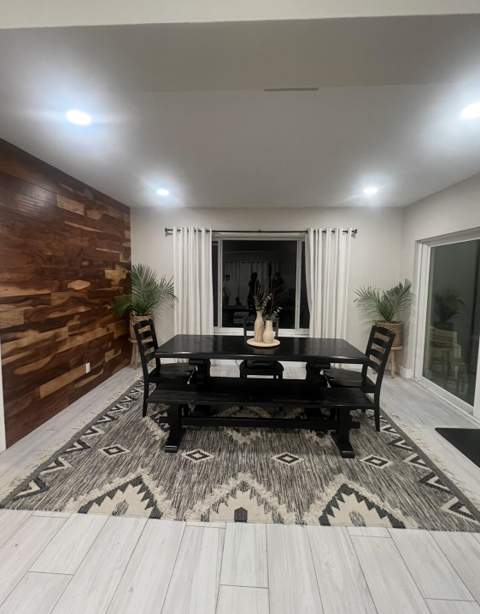 460 SW 55th Avenue, Plantation FL - photo 6 of 10