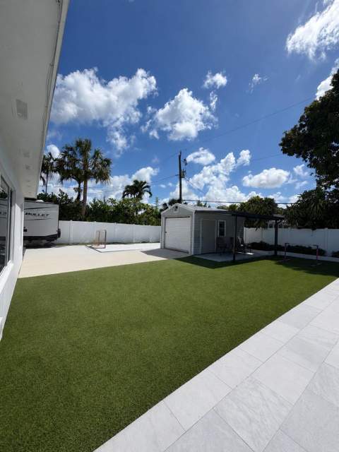 460 SW 55th Avenue, Plantation FL - photo 9 of 10