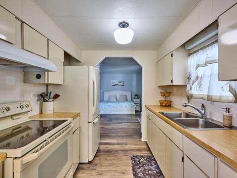 6977 SE Delegate Street, Hobe Sound FL - photo 16 of 60