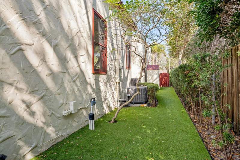 3 bedroom Single Family Residence at 704 SE 8th Street, Rio Vista C J Hectors Resub, Fort Lauderdale — photo 4