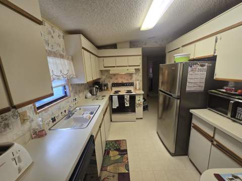 47 Flores Del Norte, Fort Pierce FL - photo 7 of 29