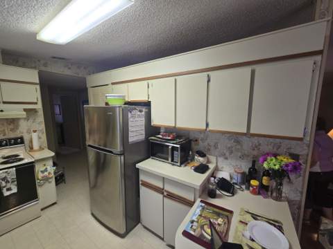 47 Flores Del Norte, Fort Pierce FL - photo 8 of 29