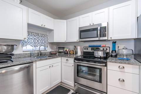 8911 S Hollybrook Boulevard #306, Pembroke Pines FL - photo 9 of 50