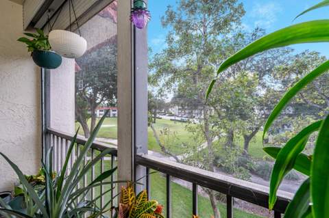 8911 S Hollybrook Boulevard #306, Pembroke Pines FL - photo 16 of 50