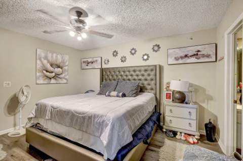 5852 SE Riverboat Drive #321, Stuart FL - photo 16 of 33