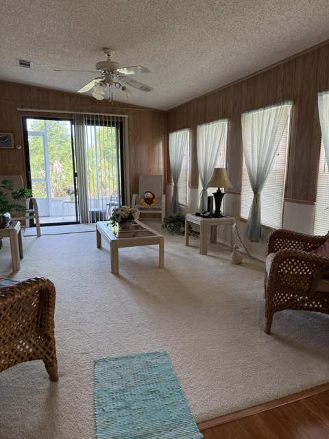 47 Flores Del Norte, Fort Pierce FL - photo 19 of 29