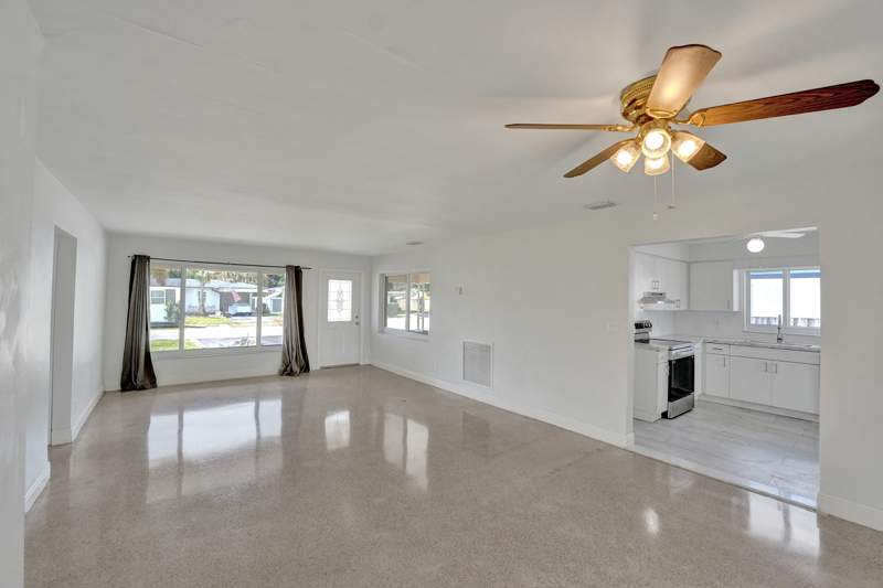 3 bedroom Single Family Residence at 1101 SW 31st Street, Oak Grove, Fort Lauderdale — photo 5