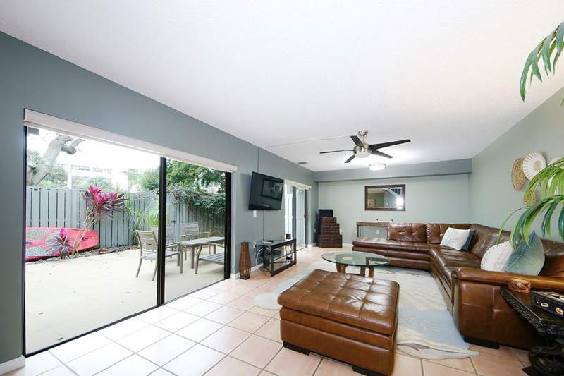 2 bedroom Condominium at 1700 Embassy Drive #504, Embassy Park Condo, West Palm Beach — photo 3