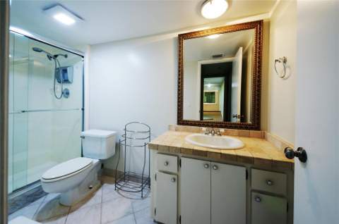 1700 Embassy Drive #504, West Palm Beach FL - photo 10 of 14