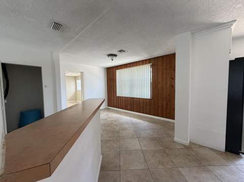 4250 NE 12th Avenue, Pompano Beach FL - photo 8 of 29