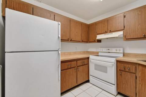 3502 Gardens East Drive #B, Palm Beach Gardens FL - photo 17 of 75