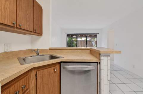 3502 Gardens East Drive #B, Palm Beach Gardens FL - photo 20 of 75