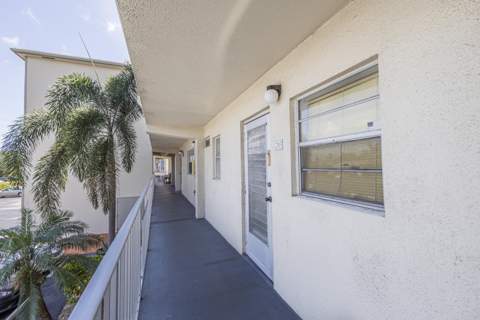 130 NE 26th Avenue #2030, Boynton Beach FL - photo 11 of 13