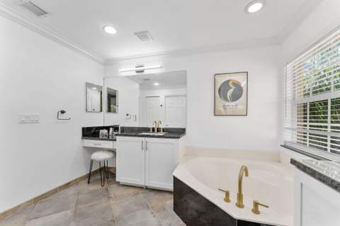 7942 Parsons Pine Drive, Boynton Beach FL - photo 23 of 48