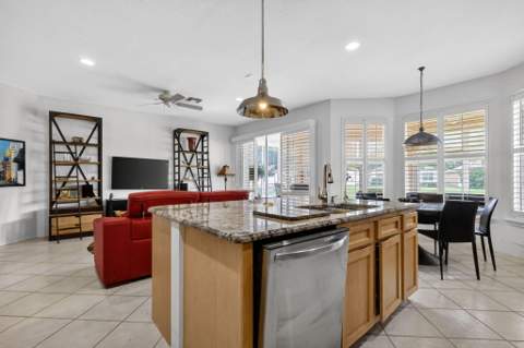 12530 Vía Valenza, Boynton Beach FL - photo 21 of 96