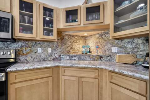 12530 Vía Valenza, Boynton Beach FL - photo 19 of 96