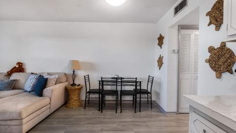 228 Hibiscus Avenue #233, Lauderdale-By-The-Sea FL - photo 12 of 35