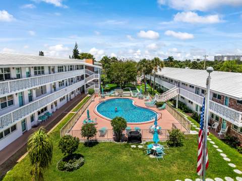 228 Hibiscus Avenue #233, Lauderdale-By-The-Sea FL - photo 21 of 35