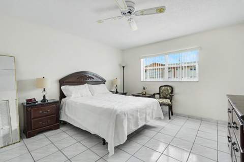 5300 Washington Street #E208, Hollywood FL - photo 23 of 52