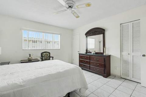 5300 Washington Street #E208, Hollywood FL - photo 24 of 52