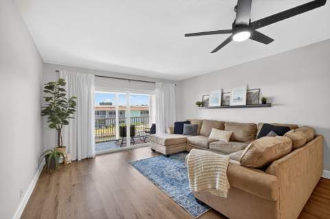 110 Wettaw Lane #202, North Palm Beach FL - photo 24 of 44