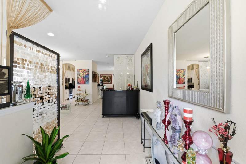 5 bedroom Single Family Residence at 10134 Boca Vista Drive, Boca Vista, Boca Raton — photo 5