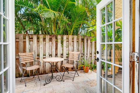 348 Plymouth Road, West Palm Beach FL - photo 23 of 65