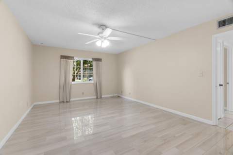 1940 NE 2nd Avenue #106j, Wilton Manors FL - photo 19 of 41