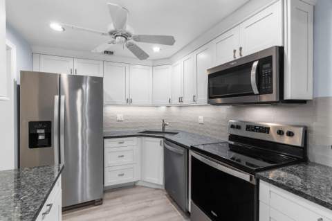 1940 NE 2nd Avenue #106j, Wilton Manors FL - photo 9 of 41