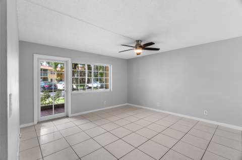 1940 NE 2nd Avenue #106j, Wilton Manors FL - photo 11 of 41