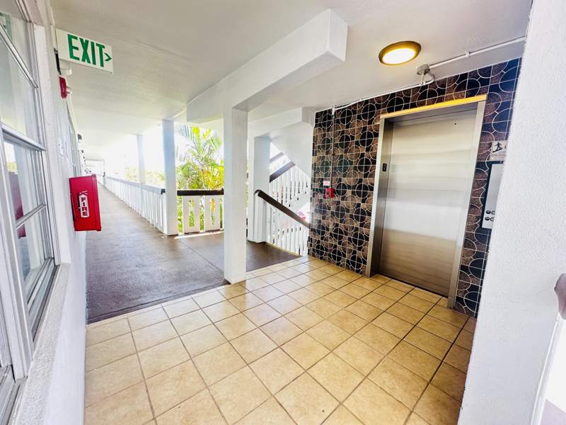 1 bedroom Condominium at 2060 Harwood E, Century Village East, Deerfield Beach — photo 3