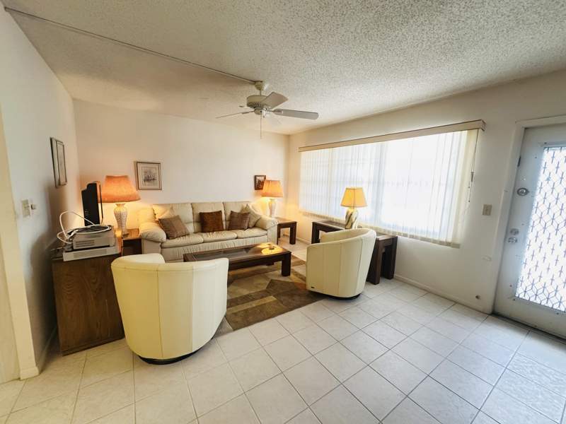 1 bedroom Condominium at 2060 Harwood E, Century Village East, Deerfield Beach — photo 5