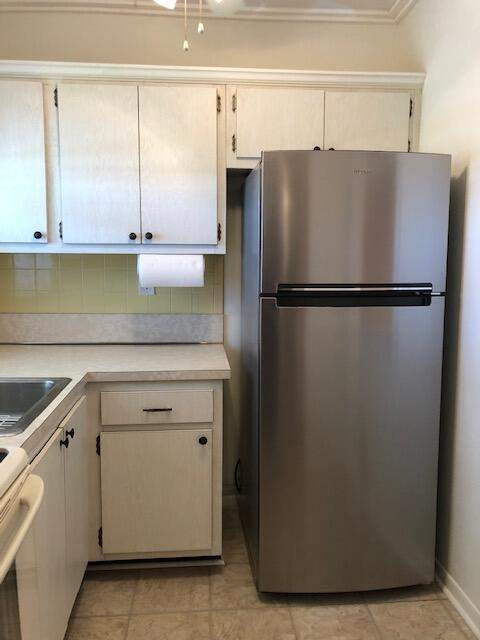 1115 Lake Terrace #210, Boynton Beach FL - photo 7 of 7