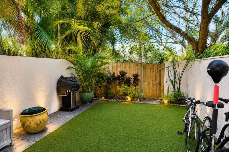 2 bedroom Townhouse at 3062 S Oakland Forest Drive #203, Pines Of Oakland Forest West, Oakland Park — photo 4