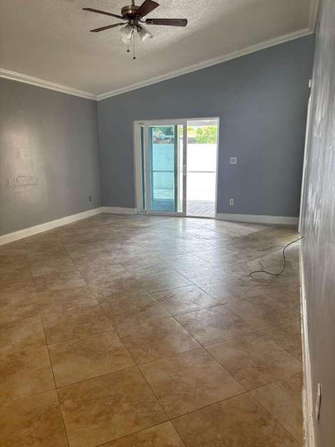 5369 Gene Circle, West Palm Beach FL - photo 6 of 56
