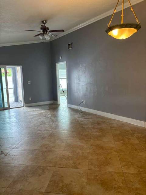 5369 Gene Circle, West Palm Beach FL - photo 7 of 56