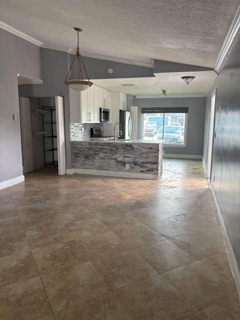 5369 Gene Circle, West Palm Beach FL - photo 10 of 56