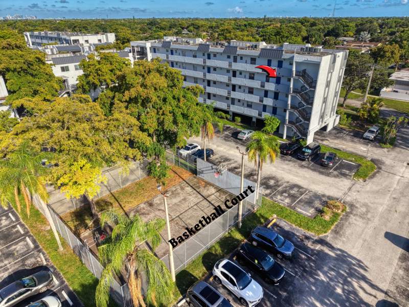 3 bedroom Condominium at 7541 NW 16th Street #1411, Village Square Condo, Plantation — photo 2