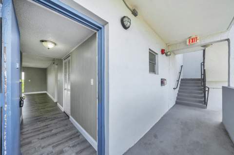 7541 NW 16th Street #1411, Plantation FL - photo 6 of 44